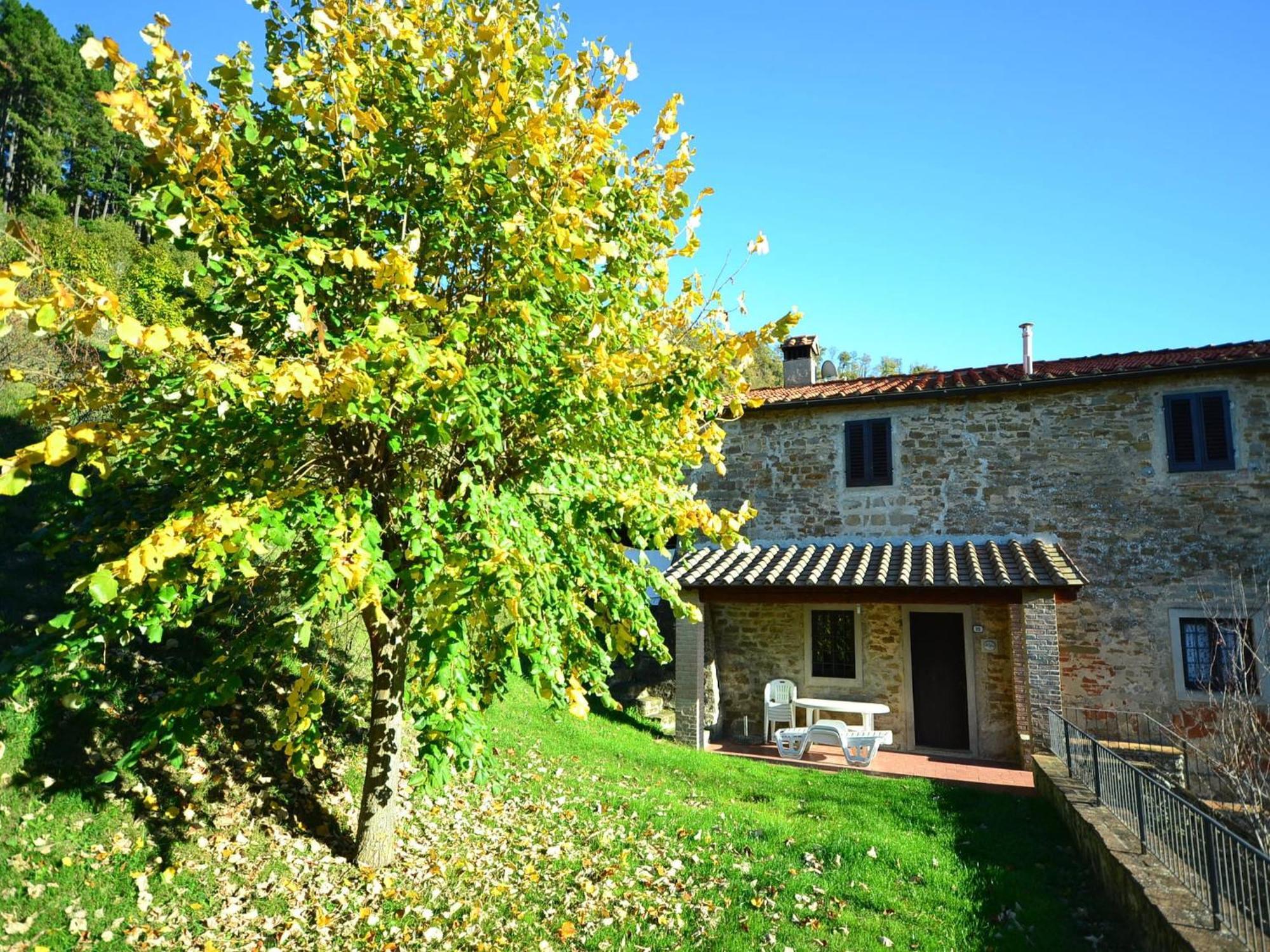 فيلا Serene Farmhouse In Dicomano With Swimming Pool المظهر الخارجي الصورة